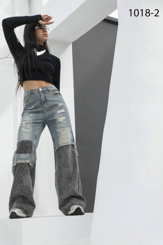 شلوار فلر زنانه پلنگی ترک با فیت آزاد و طراحی ترندی مناسب استایل خیابانی شیراز