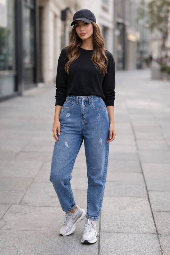 شلوار مام فیت زنانه قد ۸۵ رنگ آبی با پارچه جین شست شده، فیت آزاد و استایل روزمره